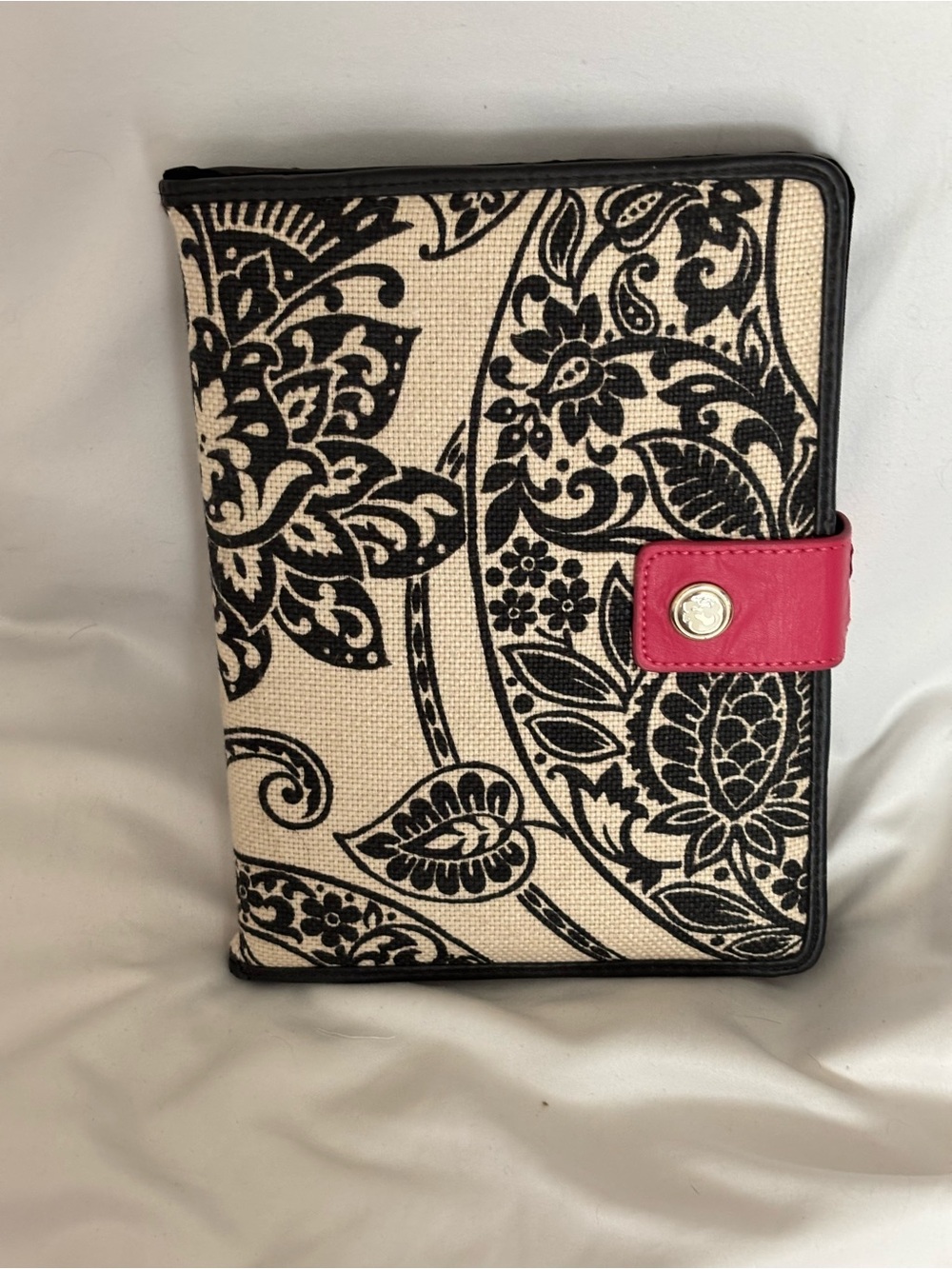 Spartina 449 Black & Cream Floral Organizer with Pink Snap